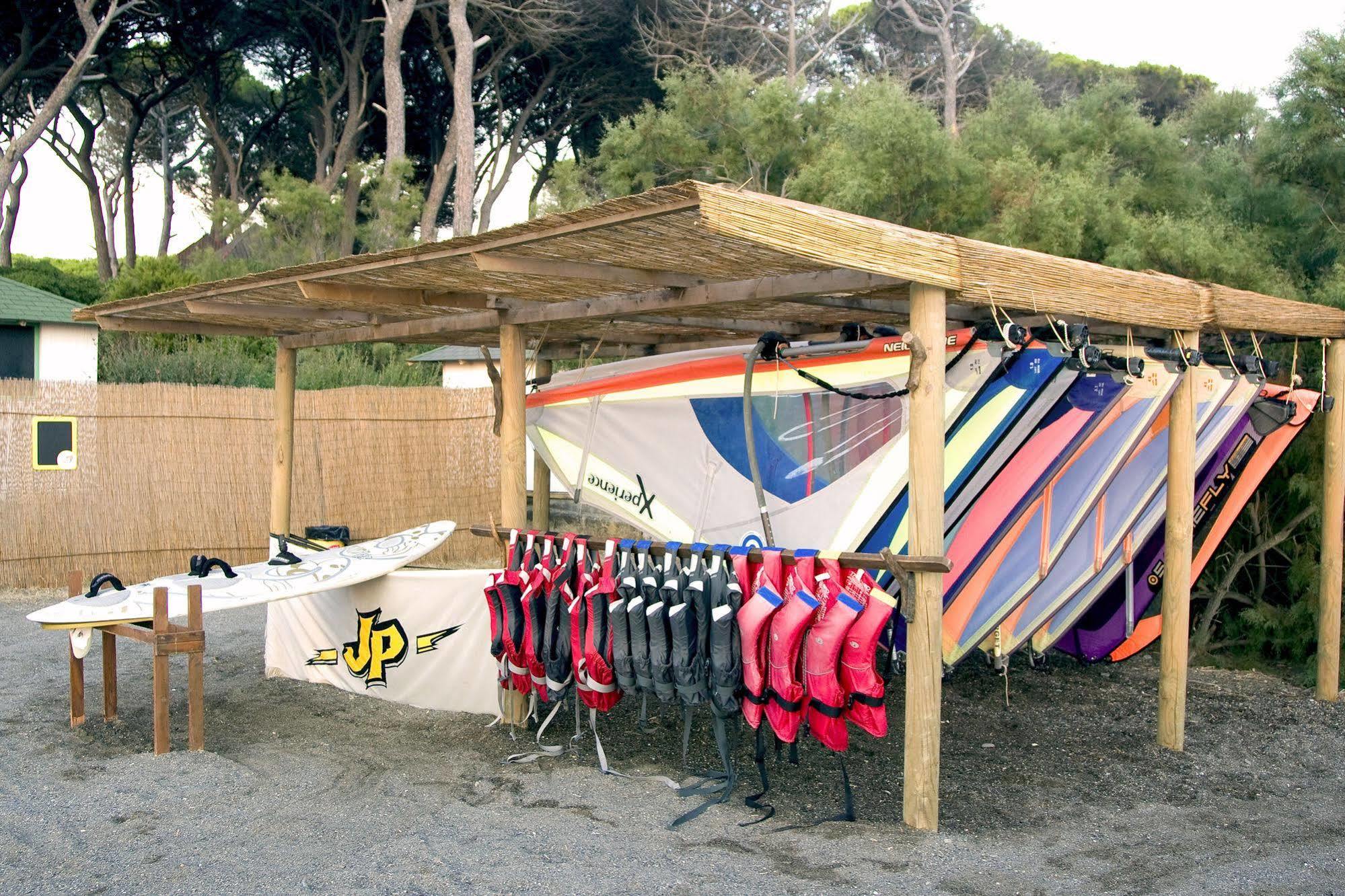 Villaggio Club Cecina Marina di Cecina Exterior foto